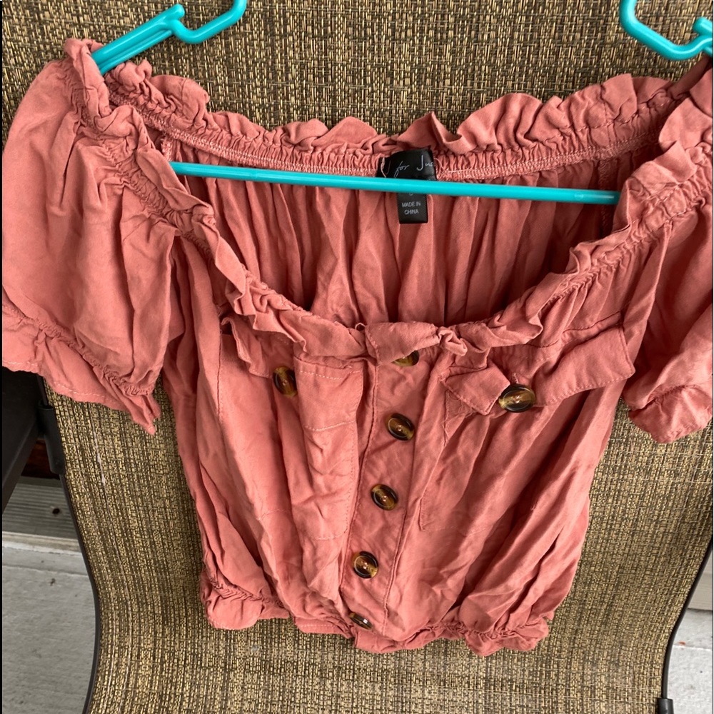 Cute crop top/blouse